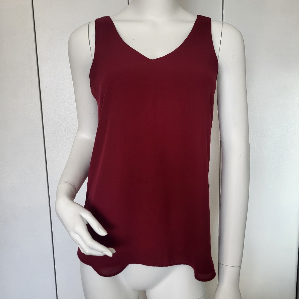 RW&CO. Burgundy Lightweight Layering Feminine Tank Top